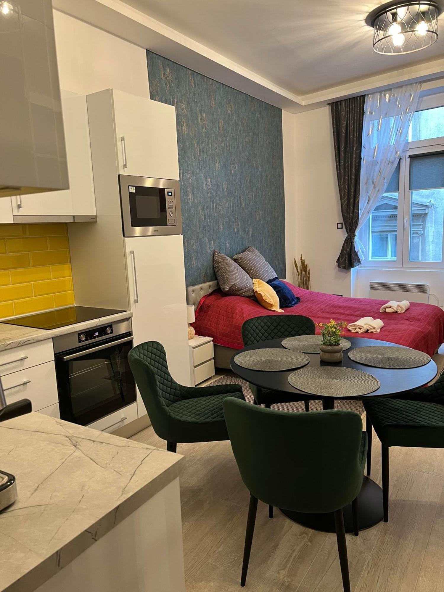 Center Apartman In The Famous Hajos Street Βουδαπέστη Εξωτερικό φωτογραφία