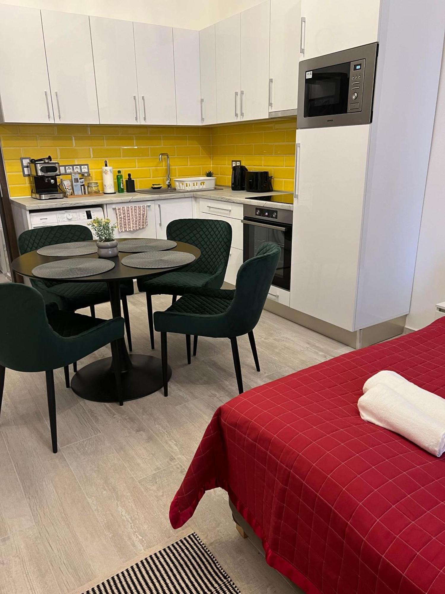 Center Apartman In The Famous Hajos Street Βουδαπέστη Εξωτερικό φωτογραφία
